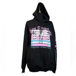 Gildan Heavy Blend Black Graphic Hoodie with Pink and Blue Design. XL